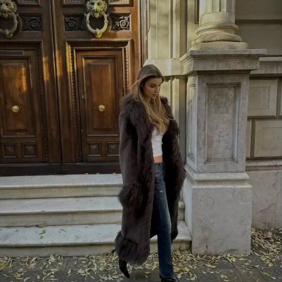 Charlotte Simone Limited Edition Donna Coat in Chocolate Brown - Picture 8 of 13